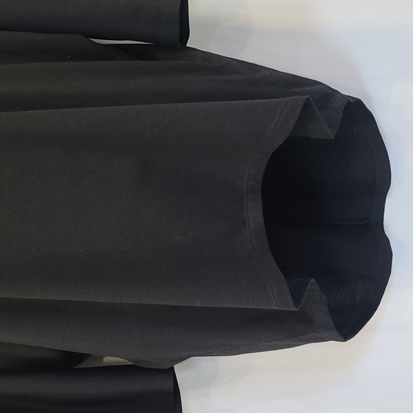 3/$15🌼Black Cold Shoulder Dolman Style Shirt sz Small - Picture 3 of 5